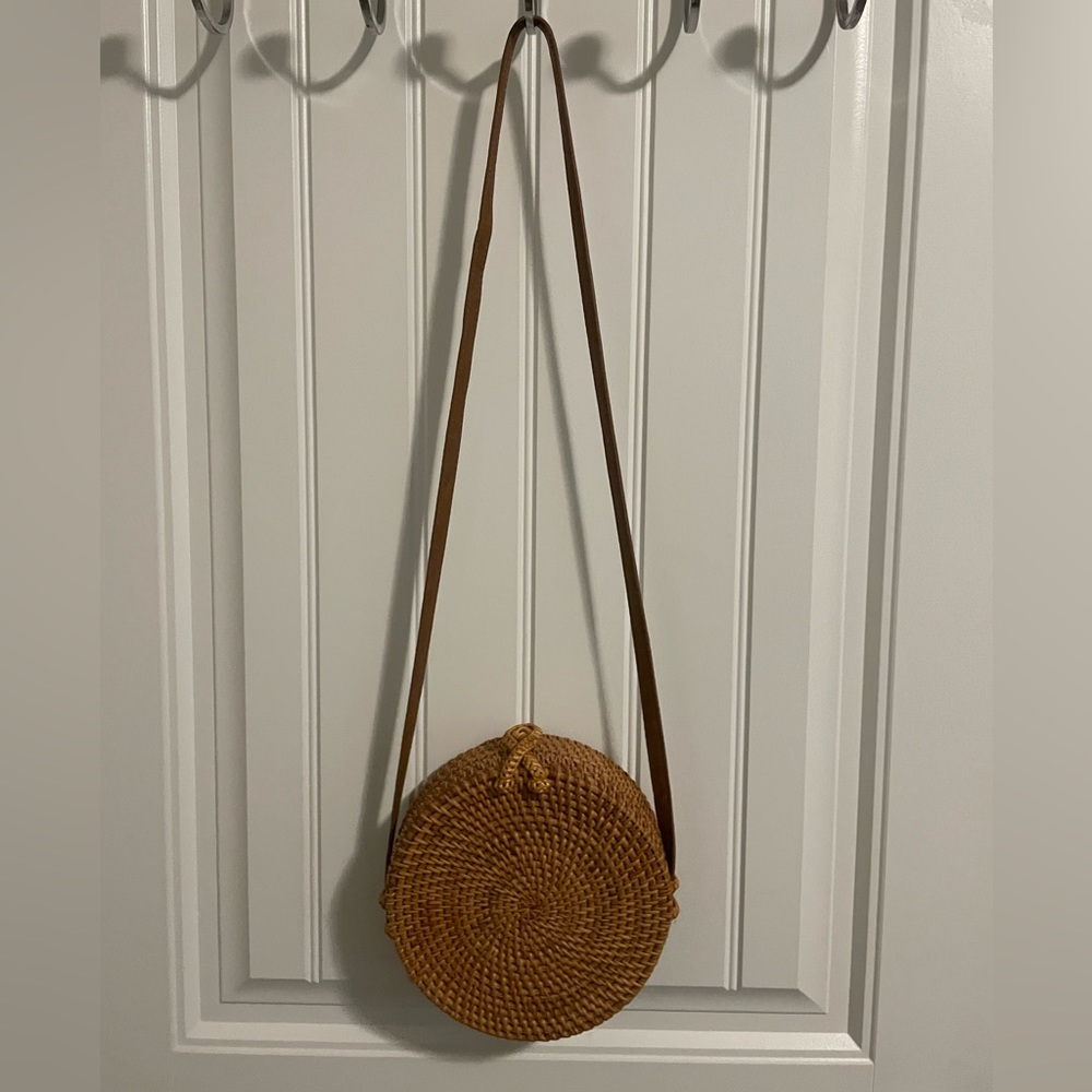 Straw purse